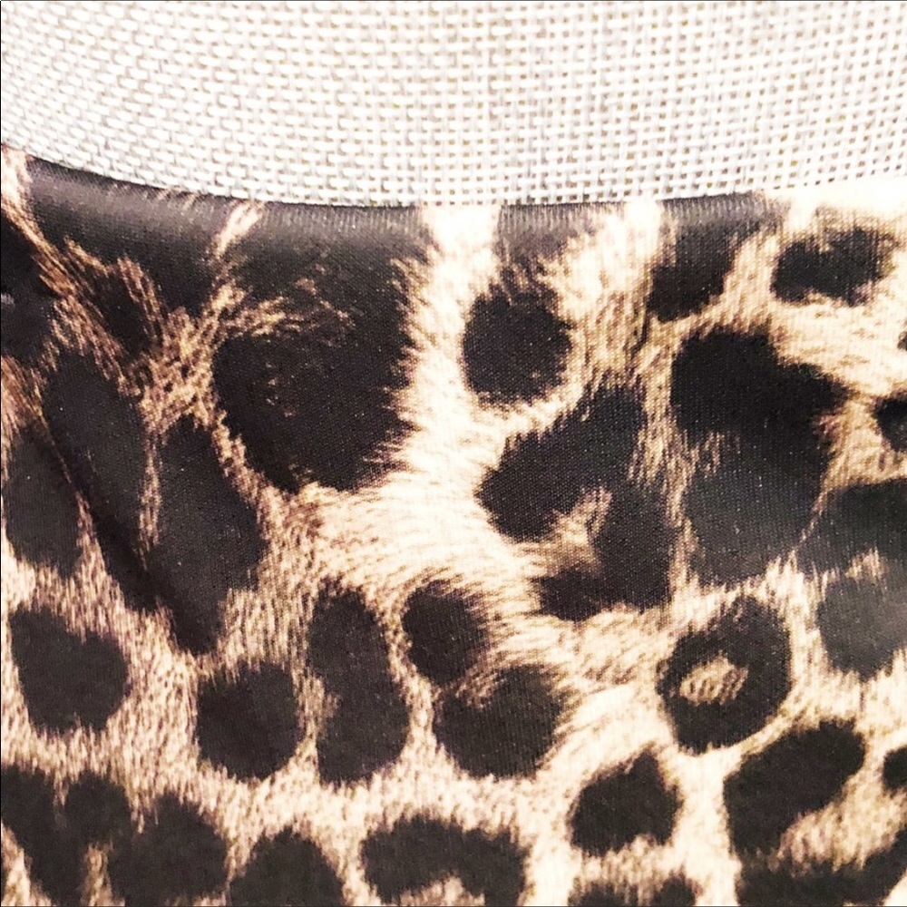 💐RESTOCKED! NWT Fab Animal Print Stretch Skirt - Picture 3 of 3